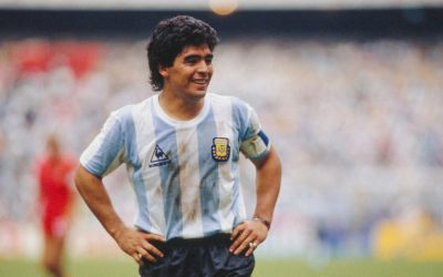 MARADONA, EL ÍDOLO QUE DESAFIÓ PODERES Y REESCRIBIÓ EL FÚTBOL CON REBELDÍA LATINA