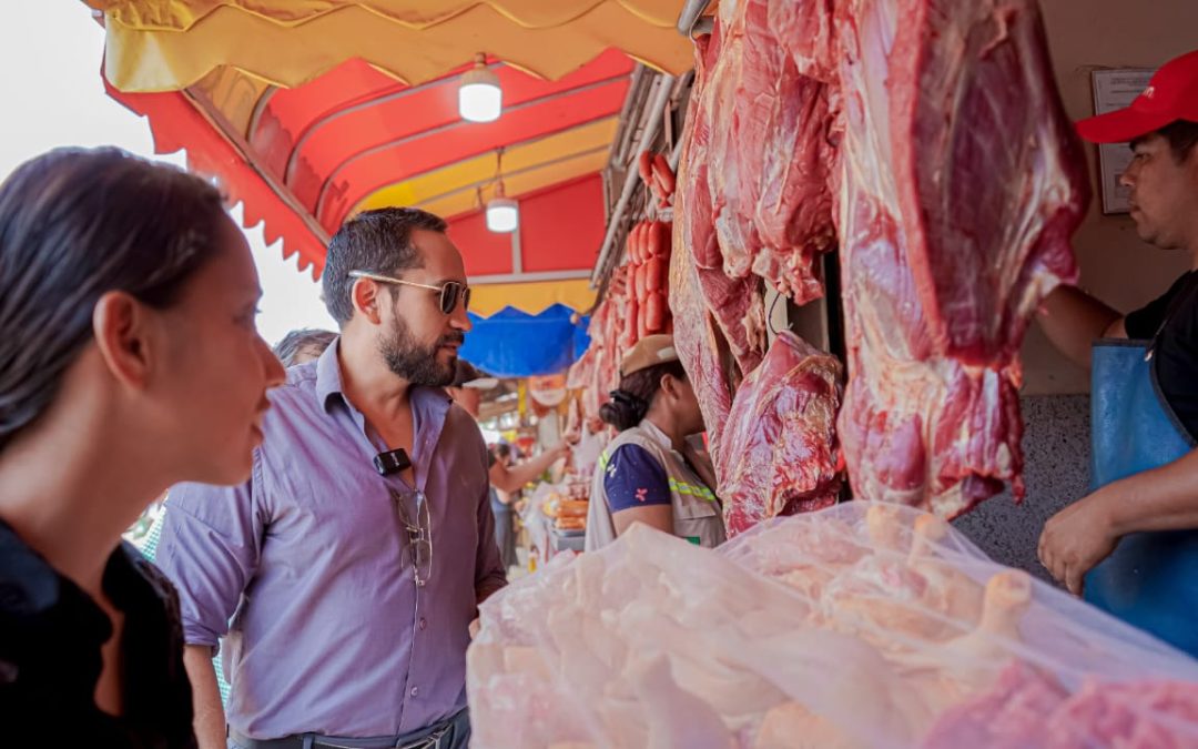 ALCALDE INICIA CONTROL DE PRECIOS EN MERCADO PAITITÍ