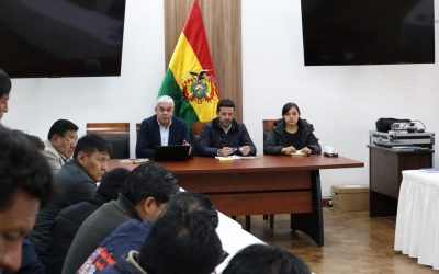 ABC Y TRANSPORTISTAS DEFINEN CRONOGRAMA PARA MEJORAR CARRETERAS NACIONALES