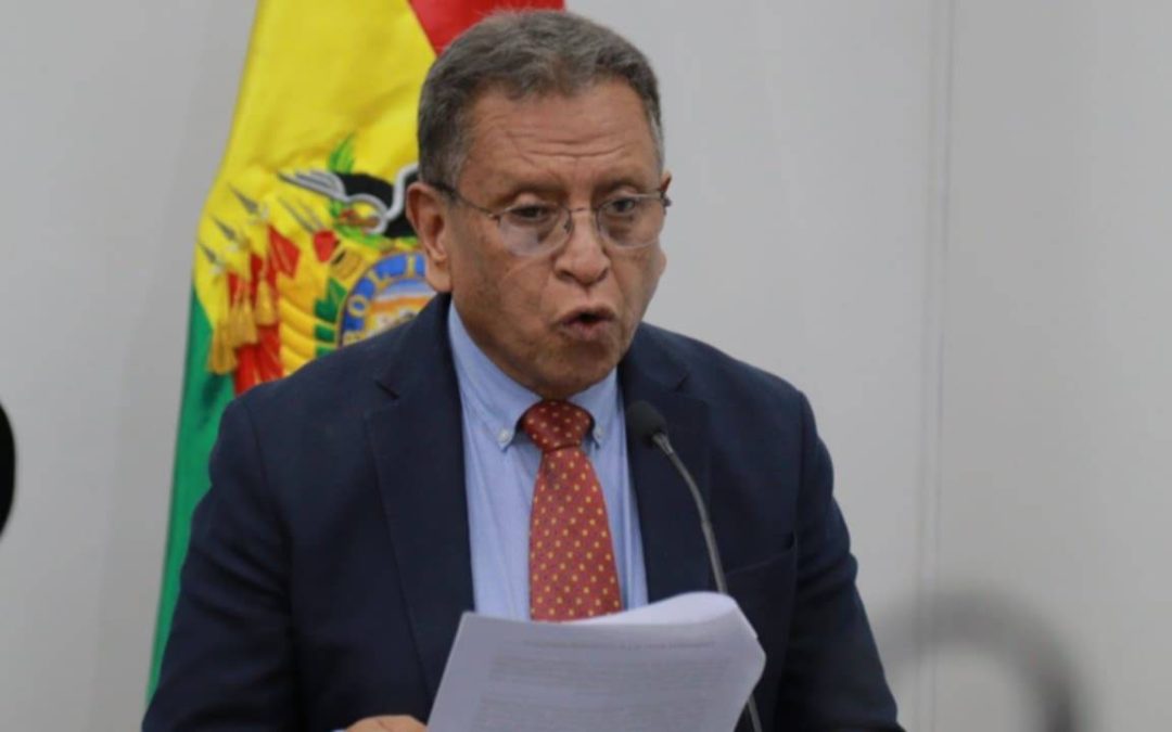 OVIEDO ADMITE DESINFORMACIÓN, CALLA AFIRMA QUE NO SABÍA NADA DEL CASO MALETAS