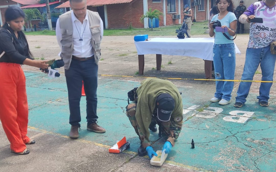 SECUESTRAN MÁS DE 614 KILOS DE COCAÍNA EN SAN RAMÓN BOLIVIA