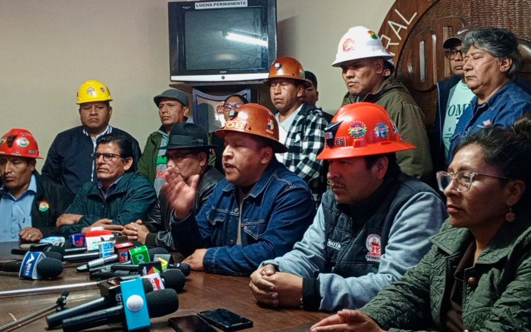 DESCONFIANZA DE LA COB CRECE POR DECRETO UNILATERAL Y SE DECLARATORIA DE EMERGENCIA