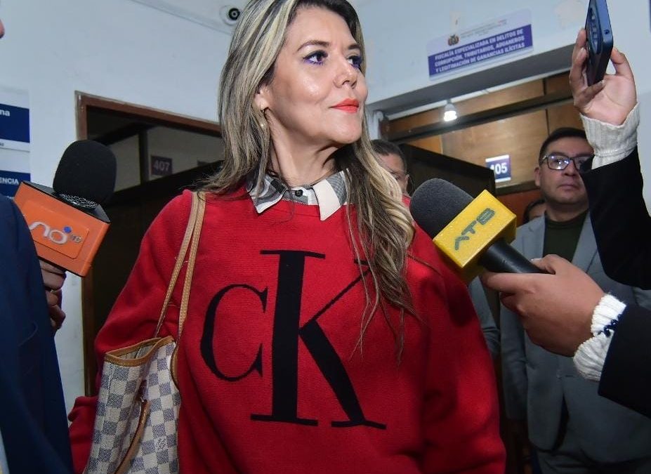 APREHENDEN A EXGERENTE DE YPFB POR DELITOS CONTRA EL ESTADO