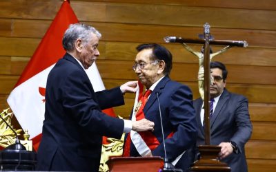 EL CONGRESO DE PERÚ ELIGE A BALCÁZAR COMO PRESIDENTE TRAS CENSURA