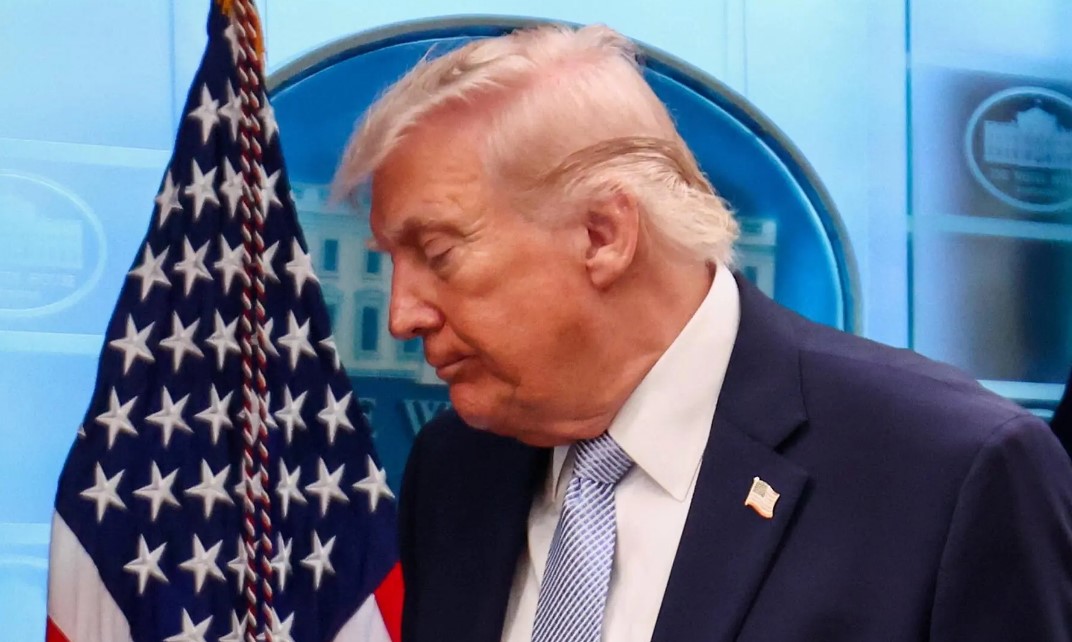 TRUMP CEDE ANTE IRÁN Y ADMITE BASE DE ACUERDO EN 10 PUNTOS