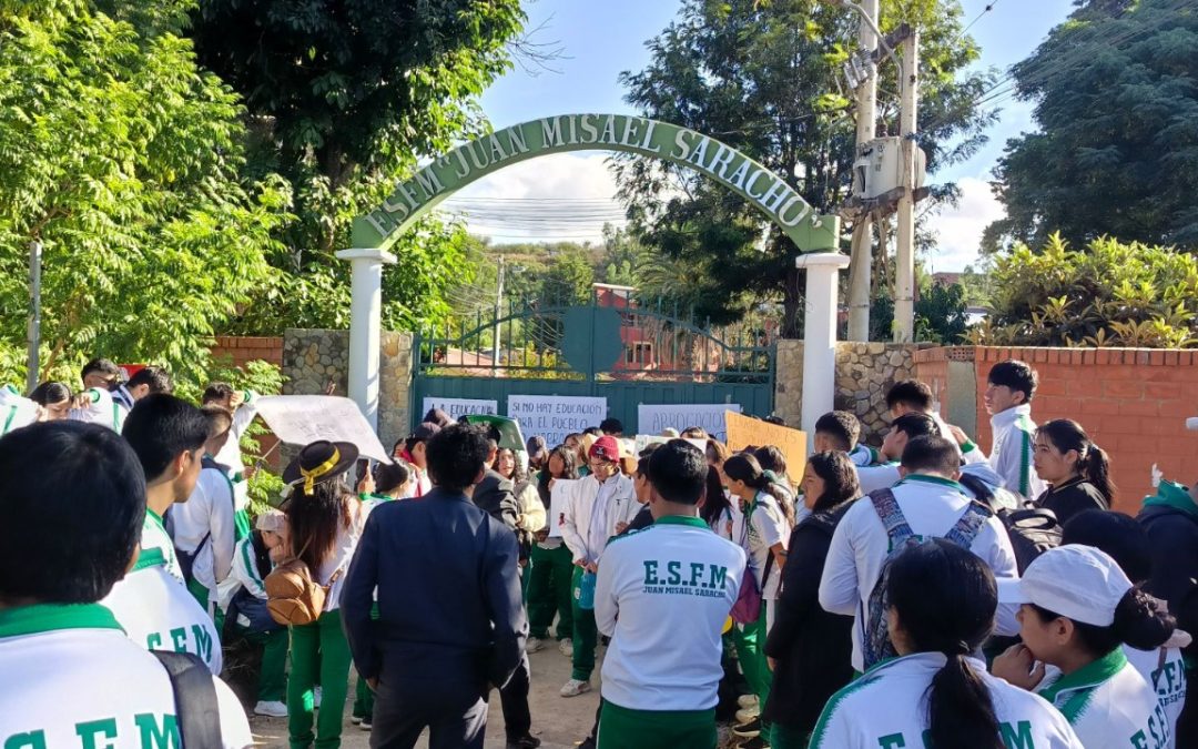 EDUCACIÓN RETROCEDE Y ANULA INSTRUCTIVO DEL BTH  TRAS PROTESTAS ESTUDIANTILES