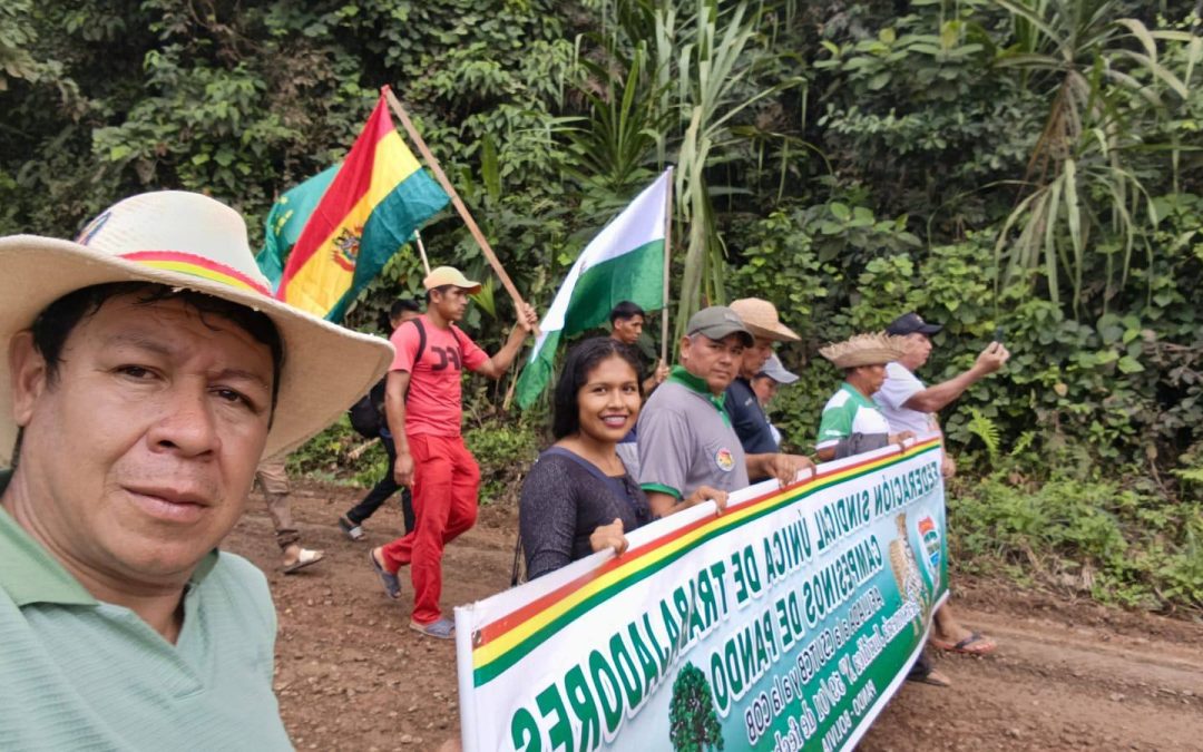 MARCHA INDÍGENA CRECE EN CARANAVI Y PRESIONA AL GOBIERNO