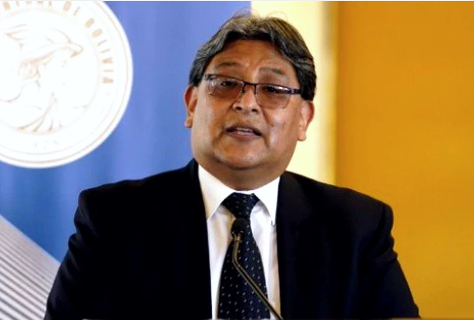 APREHENDEN A EXPRESIDENTE DEL BCB POR COMPRA DE BONOS