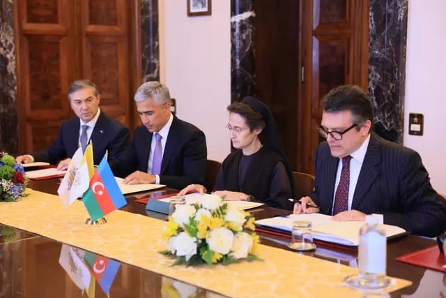 VATICANO SELLA ACUERDO CON AZERBAIYÁN PARA RESTAURAR ESCULTURAS HISTÓRICAS