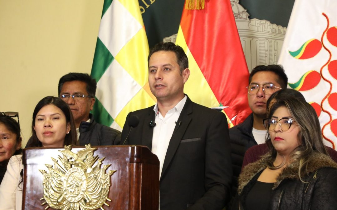 LARA EXIGE FRENAR APREHENSIONES CONTRA DIRIGENTES DE LA COB