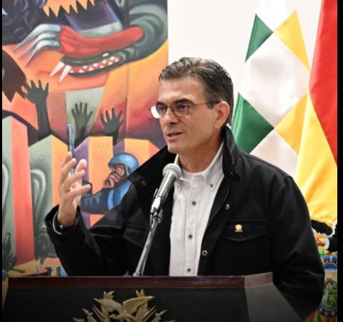 RODRIGO PAZ DEFIENDE PRESENCIA DE LA UNIÓN JUVENIL CRUCEÑISTA EN SAN JULIÁN