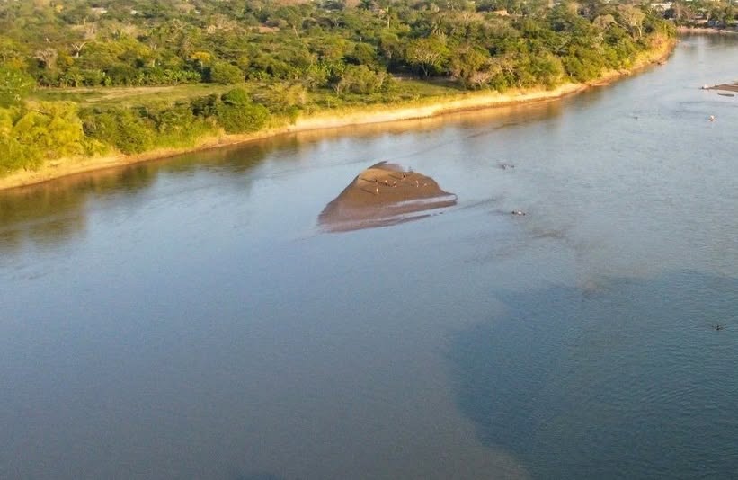 RÍOS DEL BENI MANTIENEN ALERTAS CON TENDENCIA A REDUCIR SUS CAUDALES