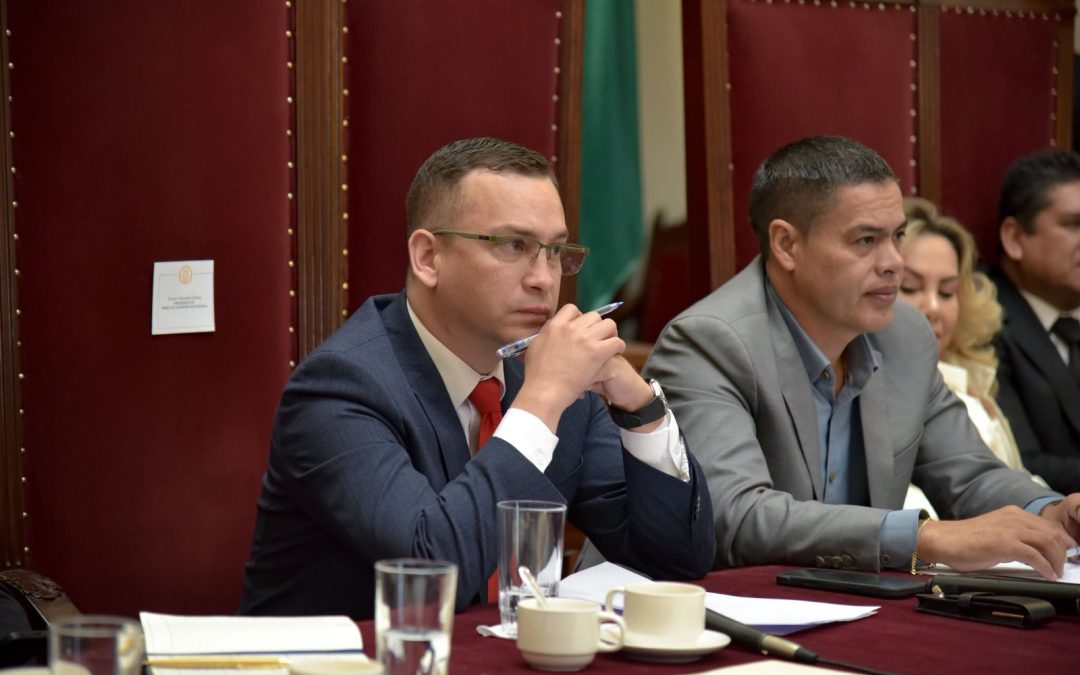 TSJ AMENAZA CON PARO JUDICIAL Y GOBIERNO BUSCA CONTENER LA CRISIS POR RECURSOS