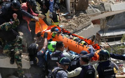 RESCATISTAS LOGRAN SALVAR A 6.461 PERSONAS TRAS EL TERREMOTO EN VENEZUELA
