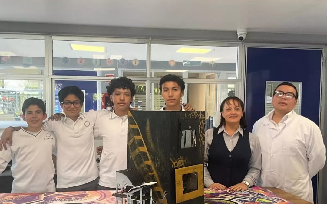 Estudiantes mexicanos ganan premio por hacer una fachada inteligente