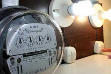 DECRETO DEJA ABIERTA LA PUERTA A LA SUBIDA DE LA LUZ
