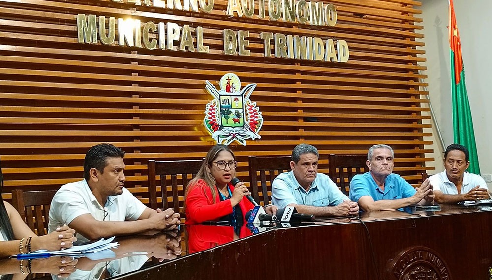 TRINIDAD EXIGE AL ALCALDE, COMO PRIORIDAD URGENTE AGUA POTABLE DE CALIDAD