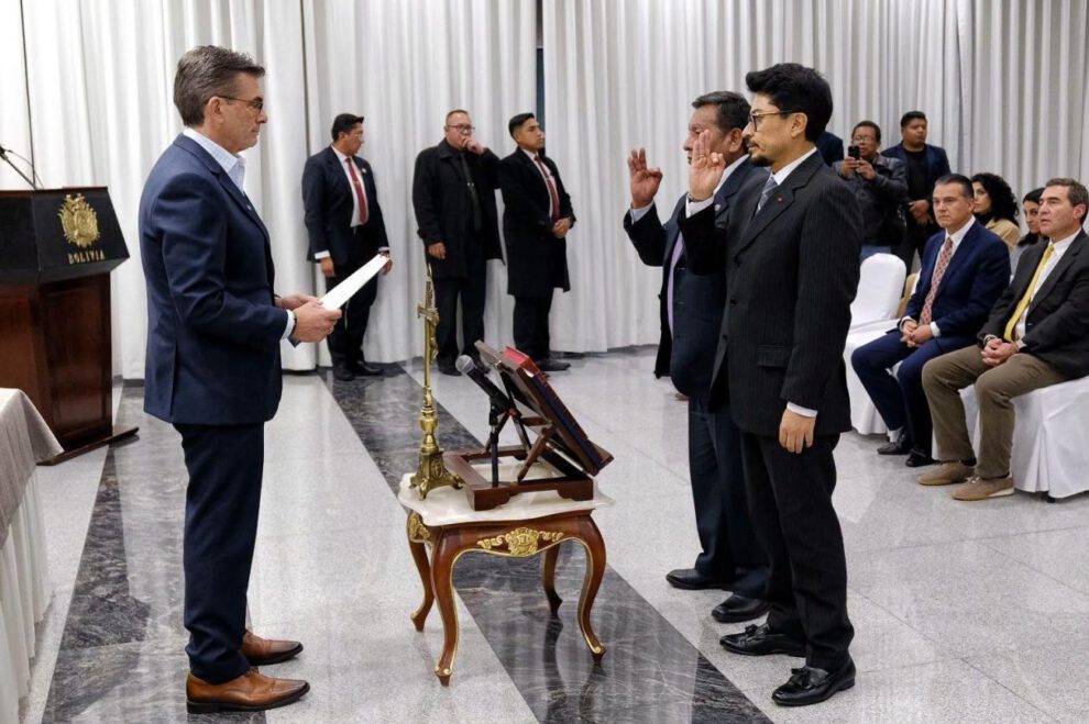 RODRIGO PAZ REORGANIZA SU GABINETE Y REDUCE MINISTERIOS