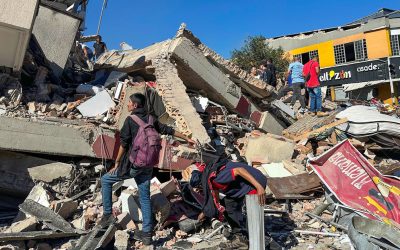 TERREMOTO EN COLOMBIA DEJA MÁS DE 70 PERSONAS FALLECIDAS