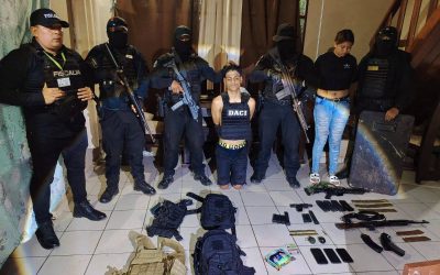 ALLANAMIENTOS EN SANTA ANA TERMINAN CON SEIS DETENIDOS Y ARMAS INCAUTADAS
