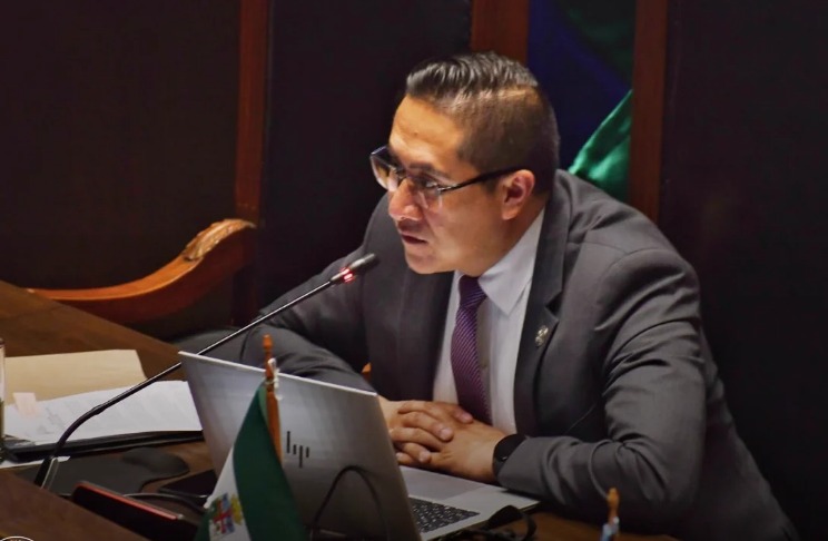 GOBIERNO NIEGA CONDICIONAMIENTOS DEL FMI, PERO ESPERA PRIMER DESEMBOLSO EN OCTUBRE