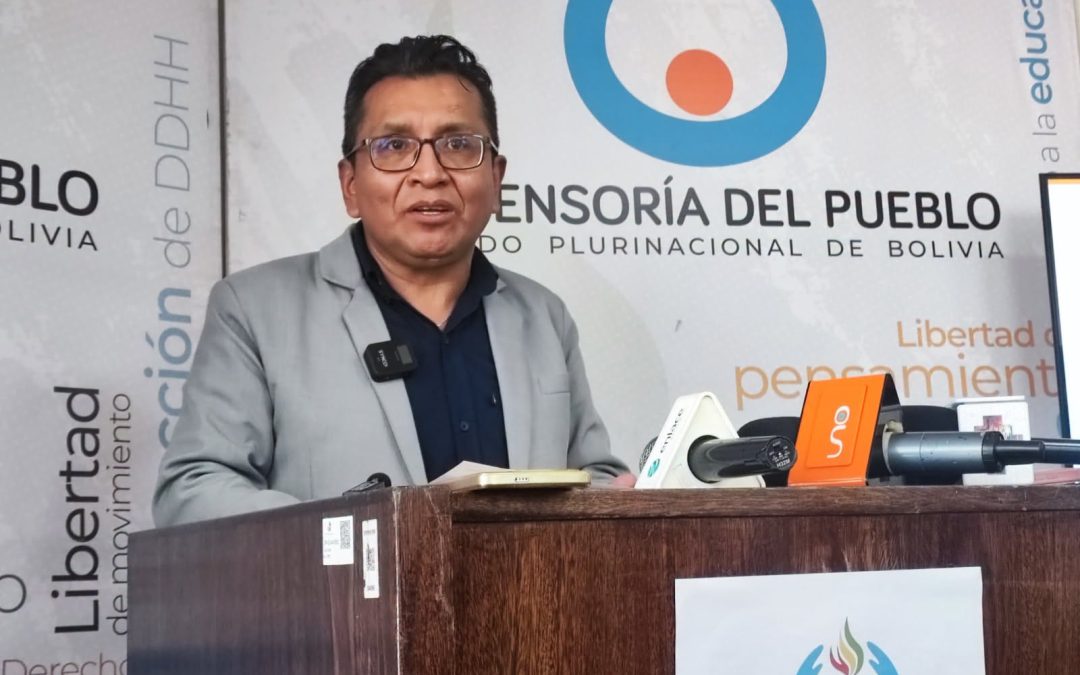 DEFENSORÍA MARCA DISTANCIA DE RODRIGO PAZ Y REIVINDICA SU AUTONOMÍA