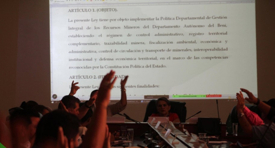 BENI APRUEBA LEY PARA FRENAR EL MERCURIO Y RECUPERAR REGALÍAS
