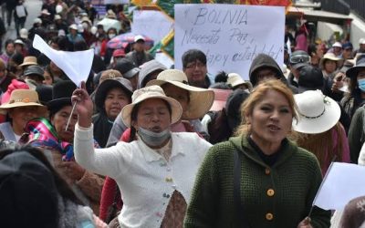 GREMIALES AMENAZAN CON MOVILIZACIONES EN NOVIEMBRE POR CAÍDA DE VENTAS Y ALZA DE TARIFAS